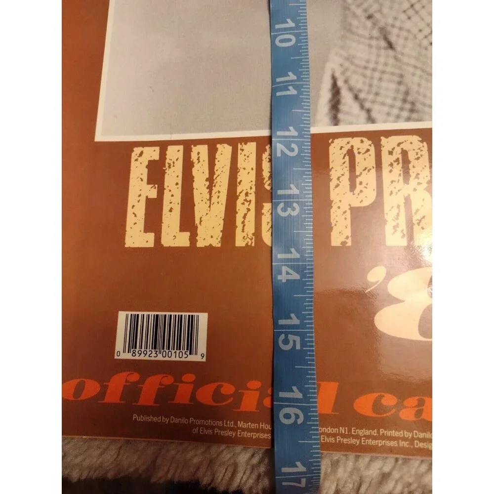 VINTAGE LARGE ELVIS PRESLEY OFFICIAL 1988 CALENDAR 17